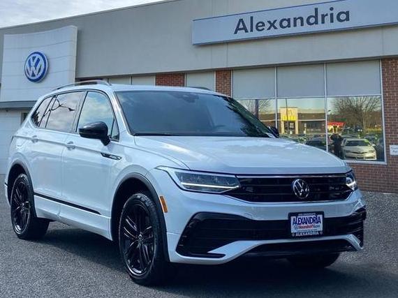 VOLKSWAGEN TIGUAN 4MOTION 2022 3VV8B7AX1NM085647 image